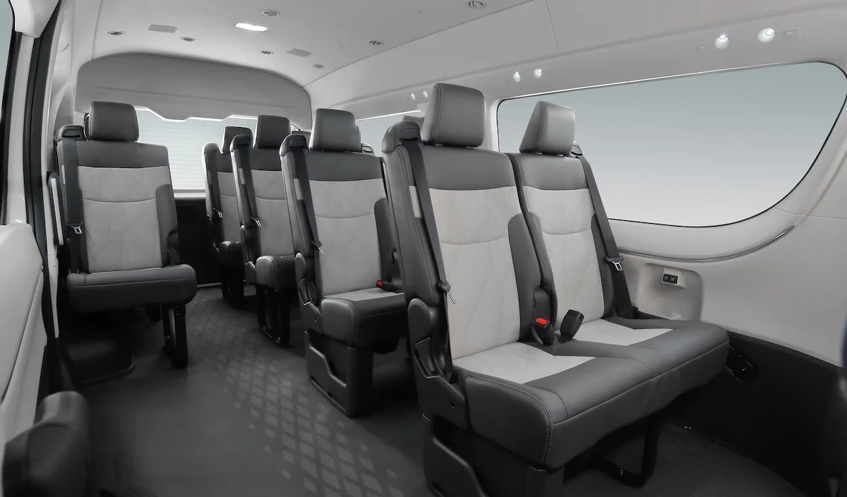toyota-hiace-10